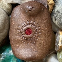 Image Vintage Menstrual Goddess<br>Dark Clay